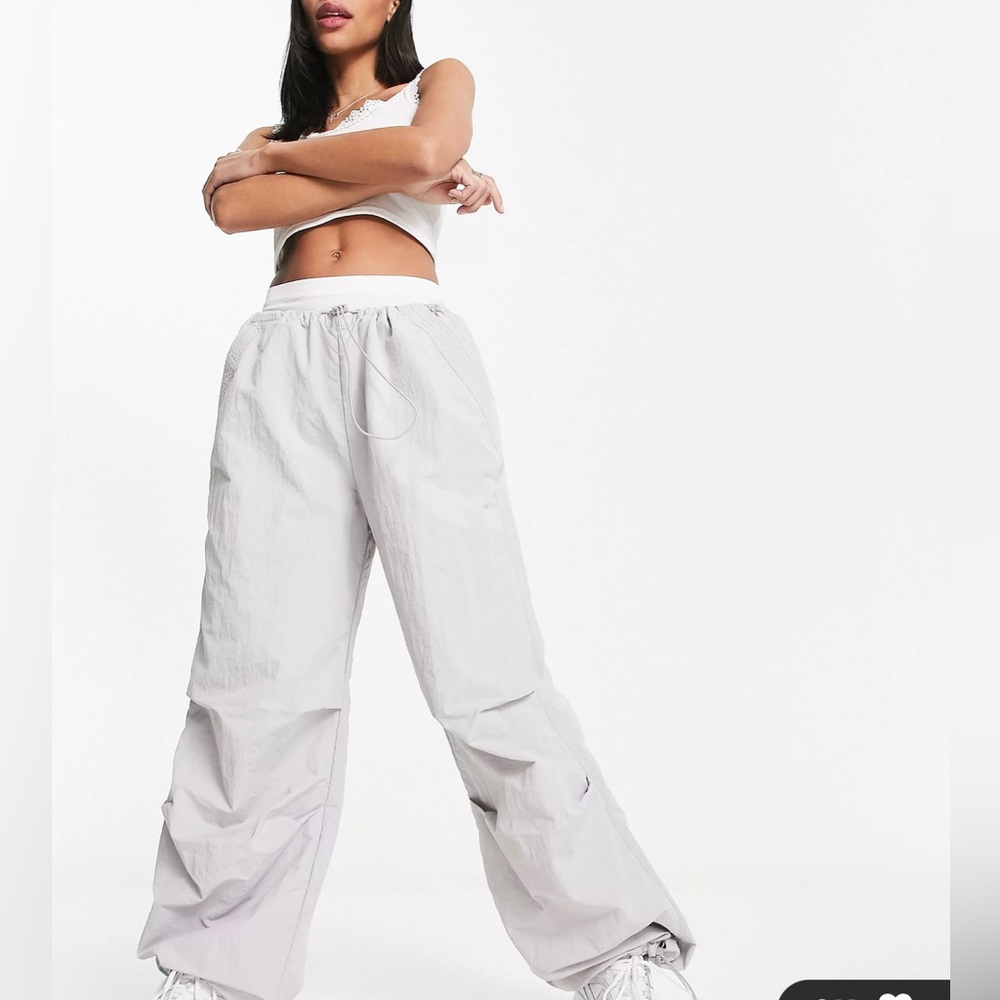 ASOS DESIGN parachute cargo pants in gray